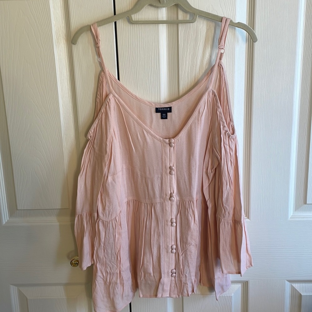 Torrid light pink top size 00